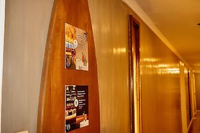 Connector Hostel