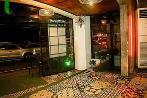 Connector Hostel
