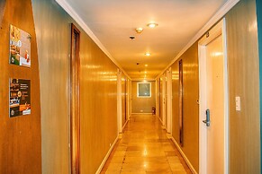 Connector Hostel