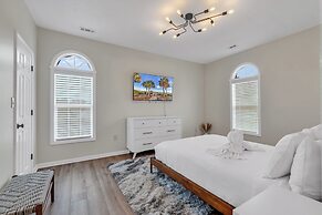 Savannah Shores