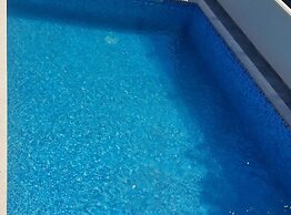 Apartment Ivan With Pool