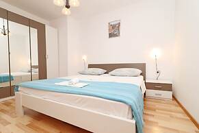 Apartments Prižba Bay