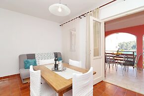 Apartments Prižba Bay