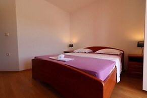 Apartments Prižba Bay