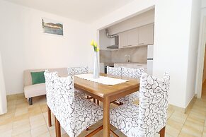 Apartments Prižba Bay