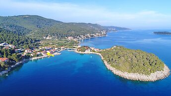 Apartments Prižba Bay