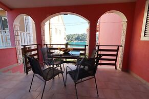 Apartments Prižba Bay