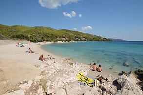 Apartments Prižba Bay
