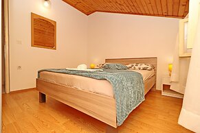 Apartments Prižba Bay