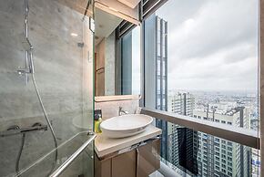 Landmark 81 - Sun Megalight Apartment