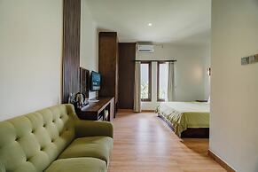 You Suite Seminyak