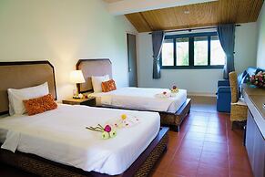 Blooming Lotus Resort