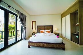 Blooming Lotus Resort