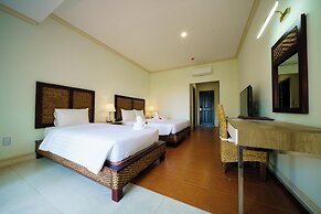 Blooming Lotus Resort