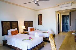 Blooming Lotus Resort