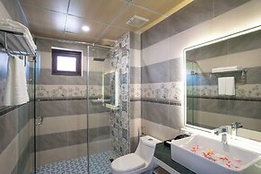 Blooming Lotus Resort