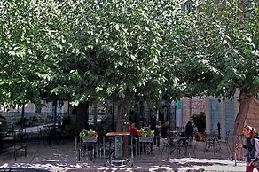 Studio Apartment Sretna