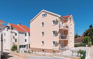 Apartments Island Beat