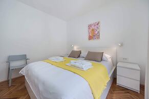 Apartments Ema