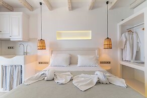 Nikos Apartments & Studios