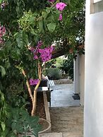 Seafront House Antonia