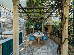 Green Terrace Apartment I