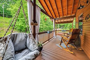 Murray Cabin w/ Hot Tub: Walk to Kentucky Lake!