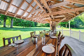 Massive Roscoe Retreat: Great for Large Groups!