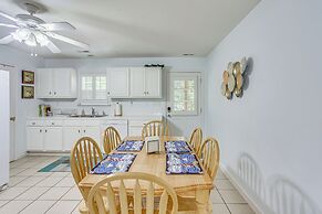 Beachy Oak Island Family Home - 1 Mi to Ocean!