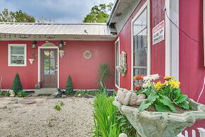 Rural Louisiana Vacation Rental w/ Fire Pit!