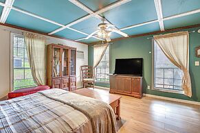 Rural Louisiana Vacation Rental w/ Fire Pit!
