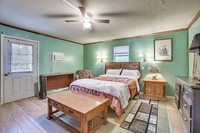 Rural Louisiana Vacation Rental w/ Fire Pit!