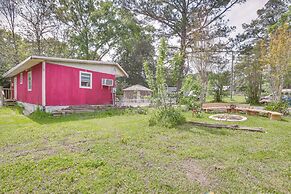 Rural Louisiana Vacation Rental w/ Fire Pit!