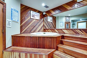 Private Sauna & Mtn Views: Keystone Townhome!