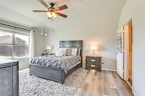 Chic & Relaxing Katy Escape w/ Community Pool!