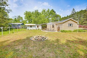 'the I House' Interlochen Home w/ Sauna, Fireplace