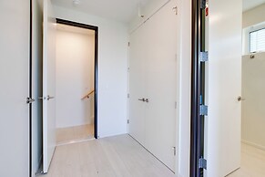 Seaside Vacation Rental: Walk to Beach & Downtown!