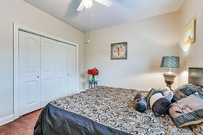 Baton Rouge Retreat w/ Patio, Grill & Fire Pit!