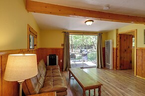 Cozy Sedona Cabin w/ Shared Creek & Fishing Access