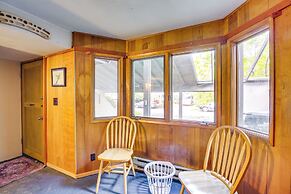 Centrally Located Eugene Apt < Half-mi to UO!