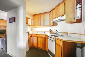 Centrally Located Eugene Apt < Half-mi to UO!