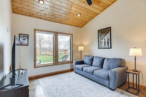 Red Lodge Home w/ Outdoor Kitchen & Fire Table!