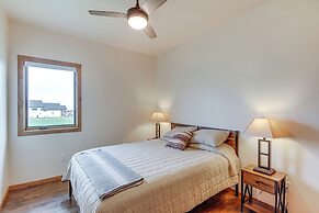 Red Lodge Home w/ Outdoor Kitchen & Fire Table!