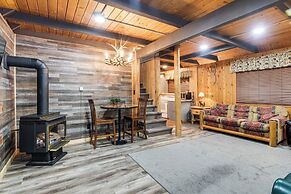 Island Park Cabin Getaway < 24 Mi to Yellowstone!