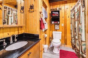 Island Park Cabin Getaway < 24 Mi to Yellowstone!