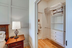 Downtown Grand Haven Condo - Walk to Boardwalk!