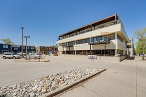 Downtown Grand Haven Condo - Walk to Boardwalk!