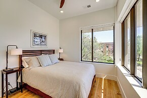 Downtown Grand Haven Condo - Walk to Boardwalk!