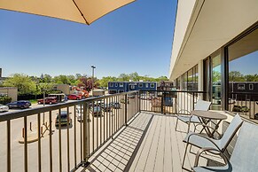 Downtown Grand Haven Condo - Walk to Boardwalk!