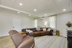 Spacious Countryside Getaway in Lexington w/ Deck!